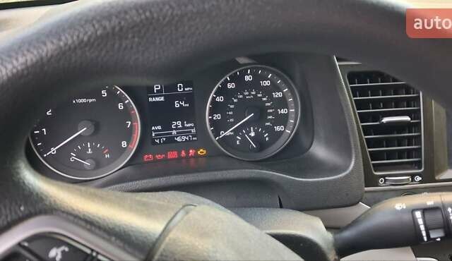 Черный Хендай Элантра, объемом двигателя 2 л и пробегом 75 тыс. км за 12500 $, фото 3 на Automoto.ua