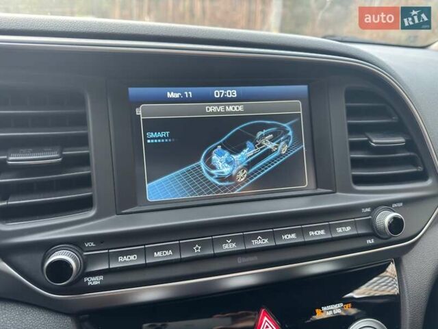 Чорний Хендай Елантра, об'ємом двигуна 2 л та пробігом 89 тис. км за 14500 $, фото 21 на Automoto.ua