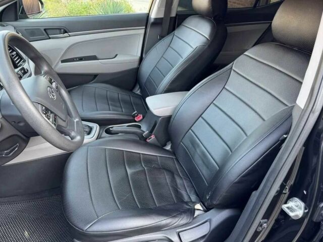 Чорний Хендай Елантра, об'ємом двигуна 2 л та пробігом 103 тис. км за 9200 $, фото 9 на Automoto.ua