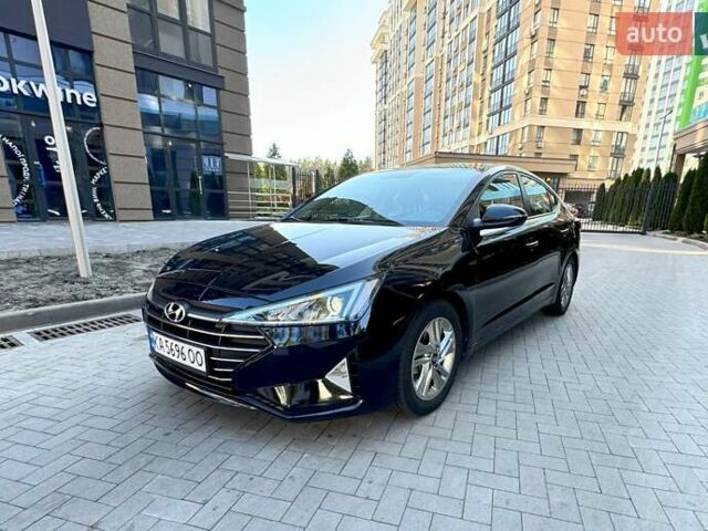 Чорний Хендай Елантра, об'ємом двигуна 2 л та пробігом 89 тис. км за 14500 $, фото 1 на Automoto.ua