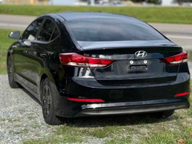 Черный Хендай Элантра, объемом двигателя 2 л и пробегом 43 тыс. км за 7200 $, фото 4 на Automoto.ua