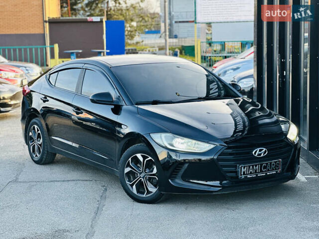 Чорний Хендай Елантра, об'ємом двигуна 1.6 л та пробігом 150 тис. км за 10700 $, фото 7 на Automoto.ua