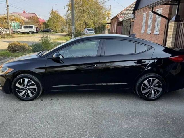 Чорний Хендай Елантра, об'ємом двигуна 2 л та пробігом 103 тис. км за 9200 $, фото 4 на Automoto.ua