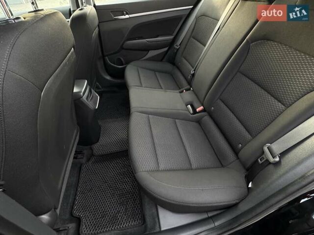 Чорний Хендай Елантра, об'ємом двигуна 0 л та пробігом 96 тис. км за 13900 $, фото 22 на Automoto.ua