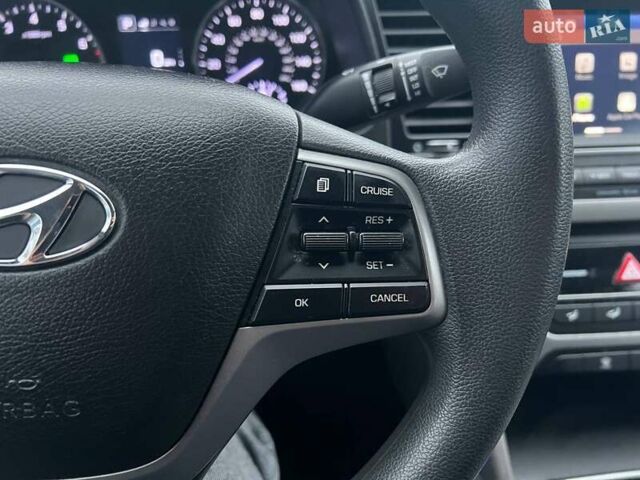 Черный Хендай Элантра, объемом двигателя 2 л и пробегом 138 тыс. км за 11990 $, фото 20 на Automoto.ua