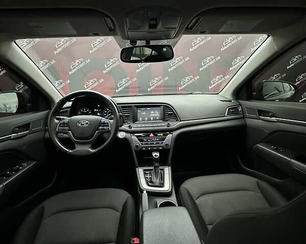 Черный Хендай Элантра, объемом двигателя 2 л и пробегом 107 тыс. км за 13200 $, фото 24 на Automoto.ua