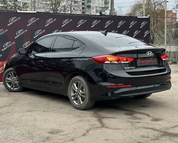 Черный Хендай Элантра, объемом двигателя 2 л и пробегом 107 тыс. км за 13200 $, фото 8 на Automoto.ua