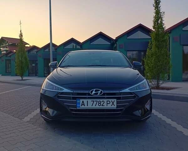 Черный Хендай Элантра, объемом двигателя 2 л и пробегом 86 тыс. км за 12900 $, фото 2 на Automoto.ua