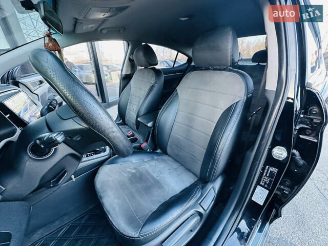 Чорний Хендай Елантра, об'ємом двигуна 1.6 л та пробігом 150 тис. км за 10700 $, фото 31 на Automoto.ua