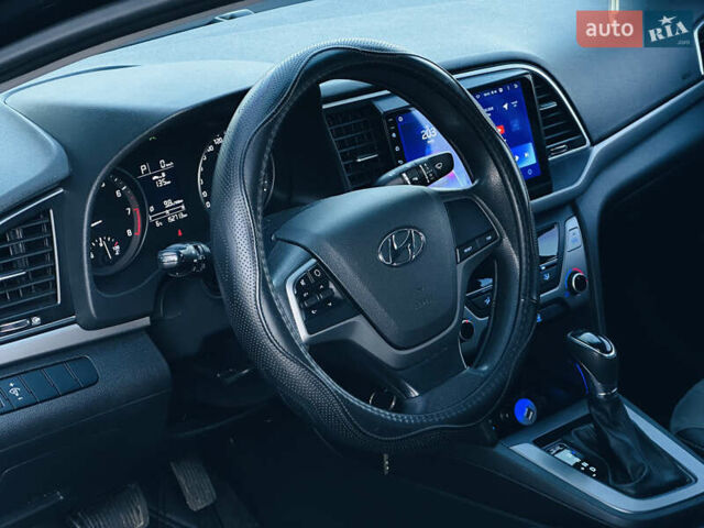 Чорний Хендай Елантра, об'ємом двигуна 1.6 л та пробігом 150 тис. км за 10700 $, фото 32 на Automoto.ua