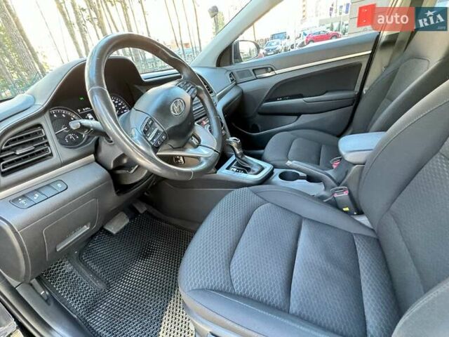 Чорний Хендай Елантра, об'ємом двигуна 2 л та пробігом 89 тис. км за 14500 $, фото 10 на Automoto.ua