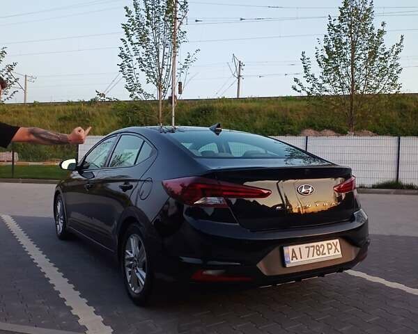 Черный Хендай Элантра, объемом двигателя 2 л и пробегом 86 тыс. км за 12900 $, фото 6 на Automoto.ua