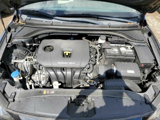 Чорний Хендай Елантра, об'ємом двигуна 2 л та пробігом 103 тис. км за 1600 $, фото 10 на Automoto.ua