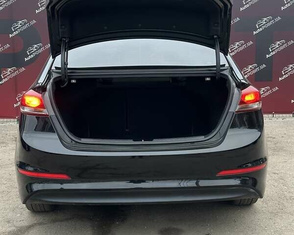 Черный Хендай Элантра, объемом двигателя 2 л и пробегом 107 тыс. км за 13200 $, фото 10 на Automoto.ua