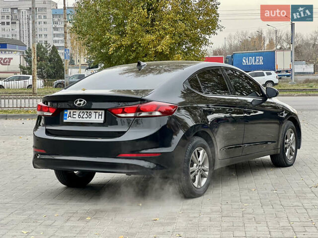 Черный Хендай Элантра, объемом двигателя 2 л и пробегом 125 тыс. км за 9300 $, фото 6 на Automoto.ua
