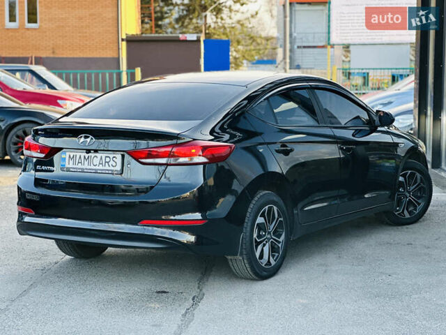 Чорний Хендай Елантра, об'ємом двигуна 1.6 л та пробігом 150 тис. км за 10700 $, фото 2 на Automoto.ua
