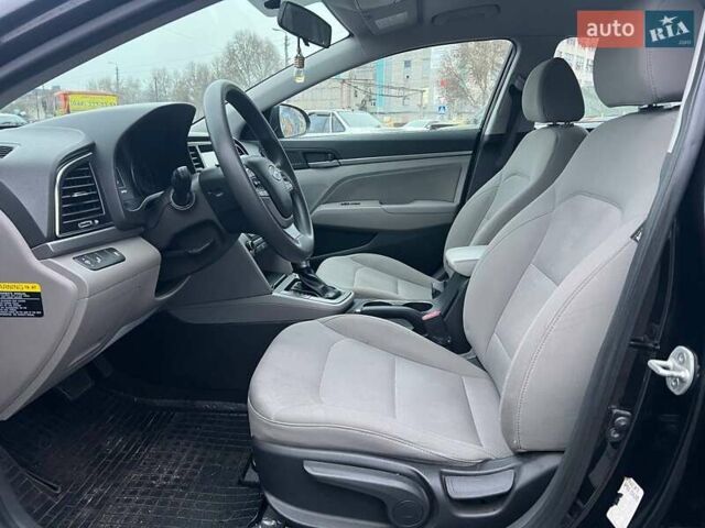 Чорний Хендай Елантра, об'ємом двигуна 2 л та пробігом 138 тис. км за 10690 $, фото 10 на Automoto.ua