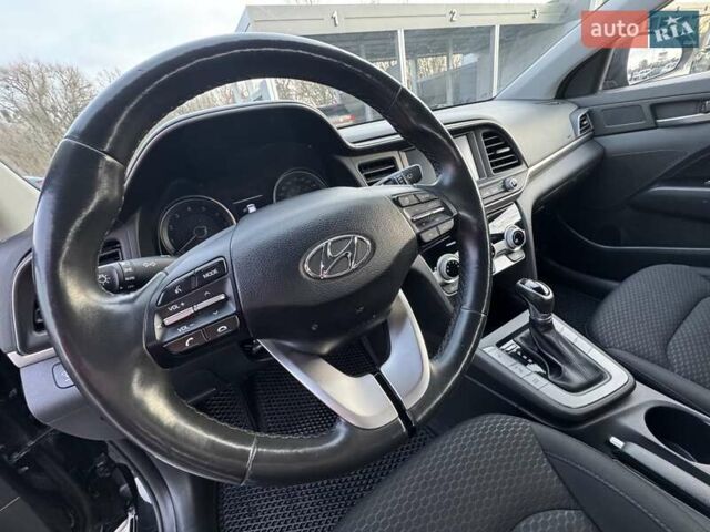 Чорний Хендай Елантра, об'ємом двигуна 0 л та пробігом 96 тис. км за 13900 $, фото 15 на Automoto.ua