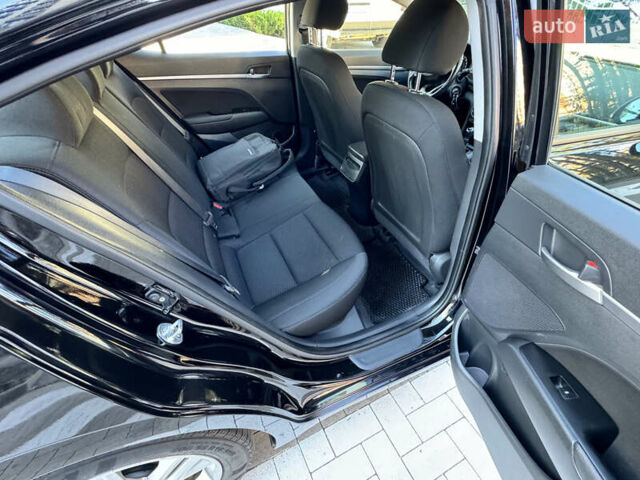 Чорний Хендай Елантра, об'ємом двигуна 2 л та пробігом 89 тис. км за 14500 $, фото 13 на Automoto.ua