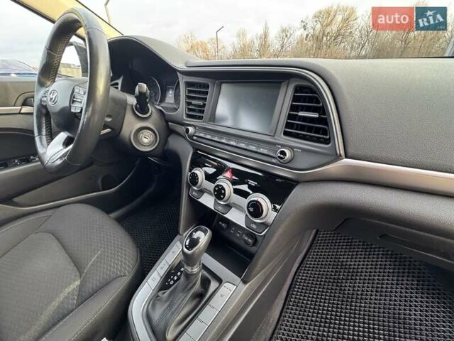 Чорний Хендай Елантра, об'ємом двигуна 0 л та пробігом 96 тис. км за 13900 $, фото 27 на Automoto.ua