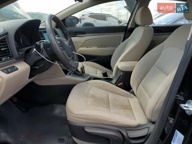 Чорний Хендай Елантра, об'ємом двигуна 2 л та пробігом 103 тис. км за 1600 $, фото 6 на Automoto.ua