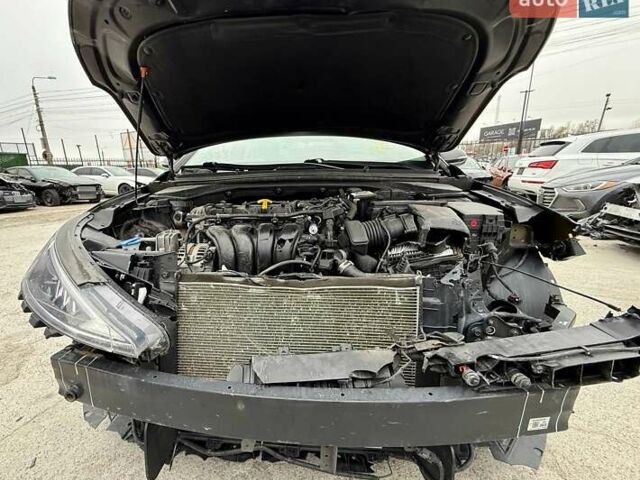 Черный Хендай Элантра, объемом двигателя 2 л и пробегом 90 тыс. км за 9000 $, фото 17 на Automoto.ua