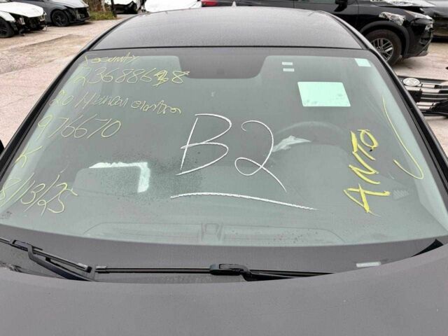 Черный Хендай Элантра, объемом двигателя 2 л и пробегом 90 тыс. км за 9000 $, фото 3 на Automoto.ua