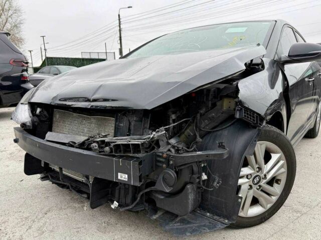 Черный Хендай Элантра, объемом двигателя 2 л и пробегом 90 тыс. км за 9000 $, фото 1 на Automoto.ua