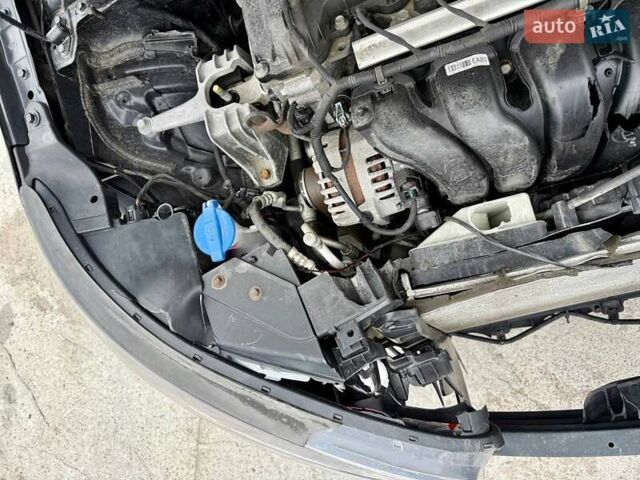 Черный Хендай Элантра, объемом двигателя 2 л и пробегом 90 тыс. км за 8500 $, фото 18 на Automoto.ua