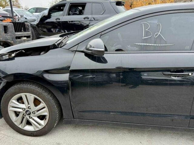 Черный Хендай Элантра, объемом двигателя 2 л и пробегом 90 тыс. км за 9000 $, фото 5 на Automoto.ua