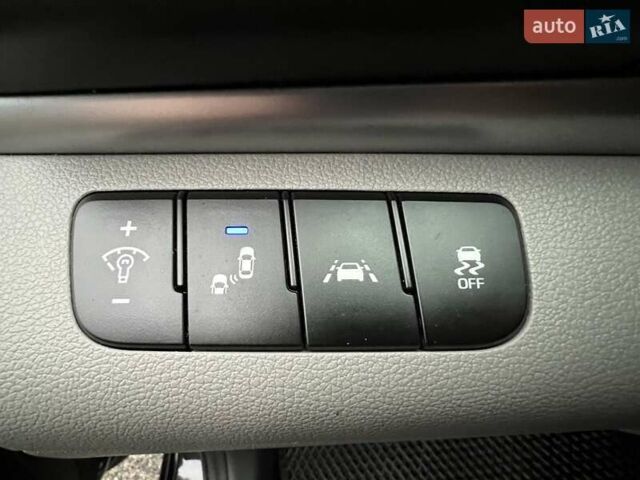 Черный Хендай Элантра, объемом двигателя 2 л и пробегом 94 тыс. км за 13200 $, фото 14 на Automoto.ua