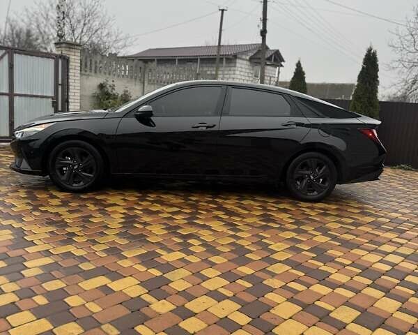 Черный Хендай Элантра, объемом двигателя 2 л и пробегом 130 тыс. км за 16500 $, фото 2 на Automoto.ua