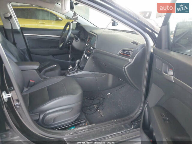 Черный Хендай Элантра, объемом двигателя 2 л и пробегом 85 тыс. км за 2800 $, фото 4 на Automoto.ua