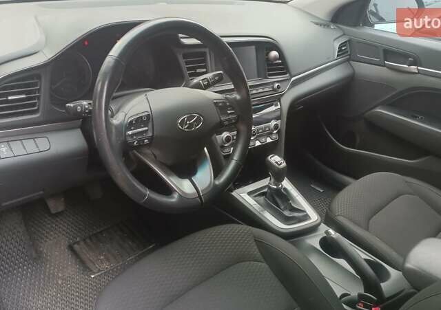 Черный Хендай Элантра, объемом двигателя 1.59 л и пробегом 98 тыс. км за 13800 $, фото 18 на Automoto.ua