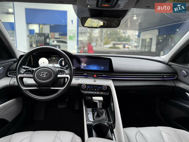Черный Хендай Элантра, объемом двигателя 2 л и пробегом 55 тыс. км за 19500 $, фото 16 на Automoto.ua