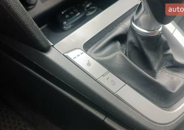 Черный Хендай Элантра, объемом двигателя 1.59 л и пробегом 98 тыс. км за 13800 $, фото 15 на Automoto.ua