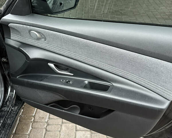 Черный Хендай Элантра, объемом двигателя 2 л и пробегом 55 тыс. км за 19500 $, фото 25 на Automoto.ua