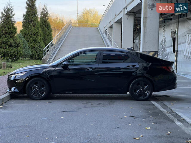 Чорний Хендай Елантра, об'ємом двигуна 2 л та пробігом 90 тис. км за 17500 $, фото 23 на Automoto.ua