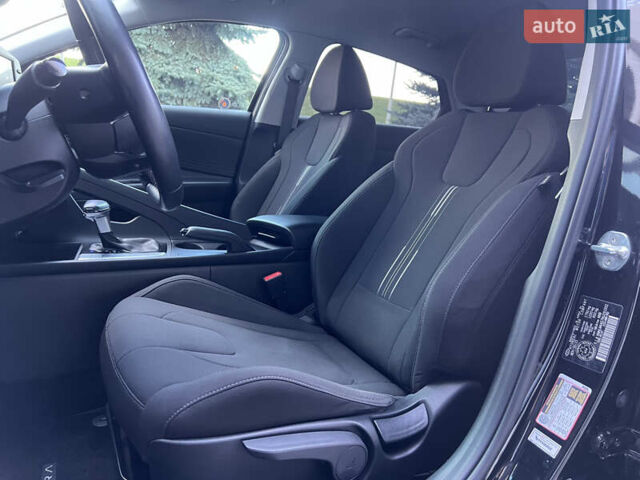 Чорний Хендай Елантра, об'ємом двигуна 2 л та пробігом 90 тис. км за 17500 $, фото 33 на Automoto.ua