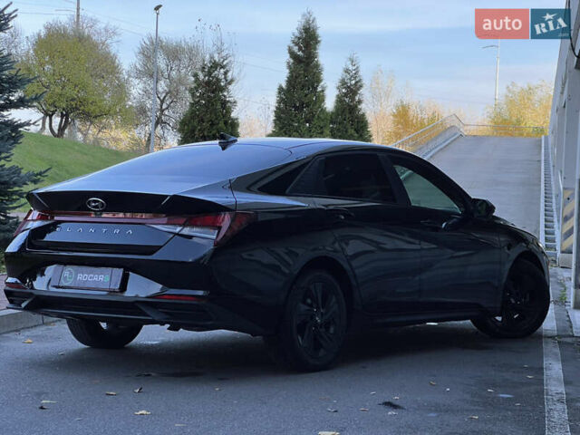 Чорний Хендай Елантра, об'ємом двигуна 2 л та пробігом 90 тис. км за 17500 $, фото 18 на Automoto.ua