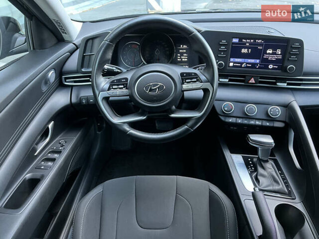 Чорний Хендай Елантра, об'ємом двигуна 2 л та пробігом 90 тис. км за 17500 $, фото 35 на Automoto.ua