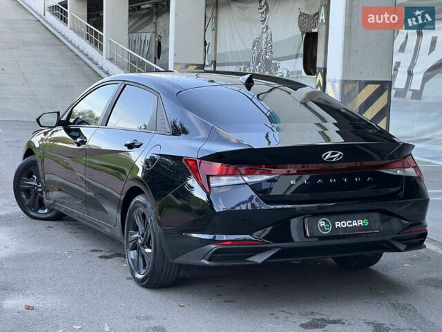 Чорний Хендай Елантра, об'ємом двигуна 2 л та пробігом 90 тис. км за 17500 $, фото 19 на Automoto.ua