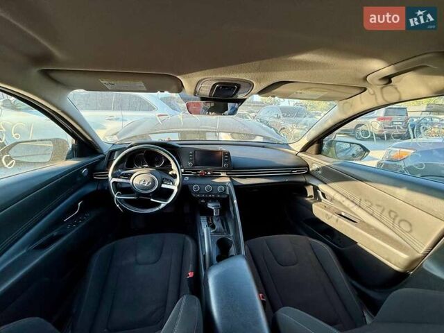 Черный Хендай Элантра, объемом двигателя 2 л и пробегом 85 тыс. км за 11000 $, фото 23 на Automoto.ua