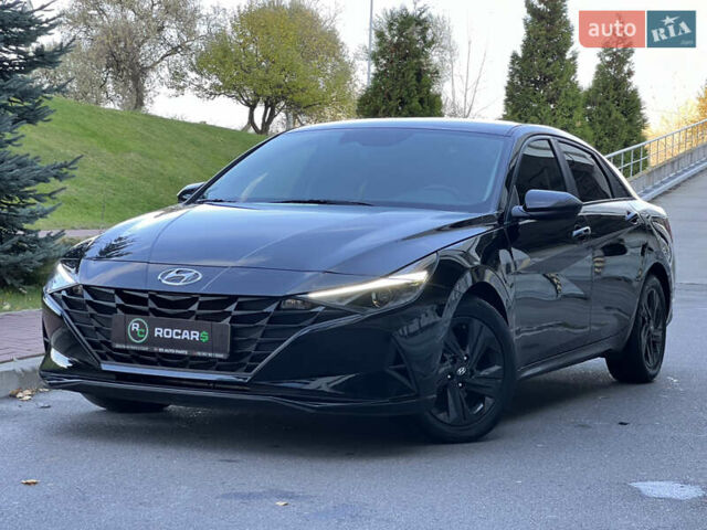 Чорний Хендай Елантра, об'ємом двигуна 2 л та пробігом 90 тис. км за 17500 $, фото 7 на Automoto.ua