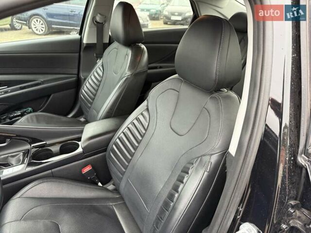 Черный Хендай Элантра, объемом двигателя 2 л и пробегом 92 тыс. км за 12998 $, фото 9 на Automoto.ua