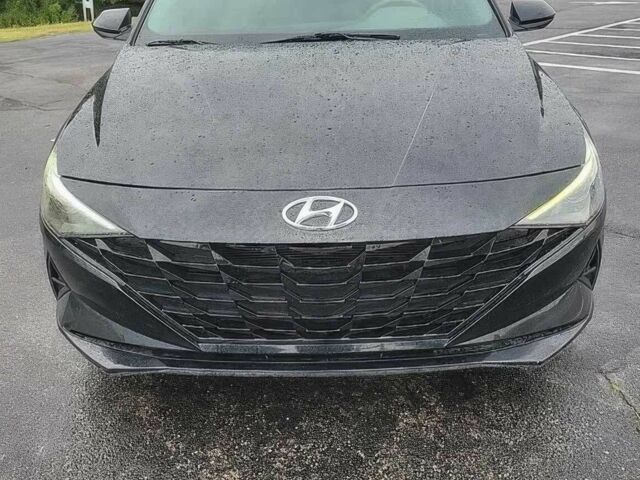 Чорний Хендай Елантра, об'ємом двигуна 2 л та пробігом 25 тис. км за 9000 $, фото 1 на Automoto.ua