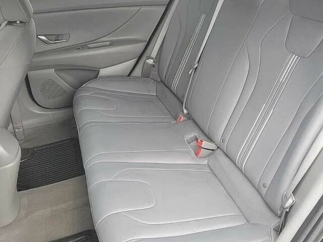 Чорний Хендай Елантра, об'ємом двигуна 2 л та пробігом 25 тис. км за 9000 $, фото 9 на Automoto.ua