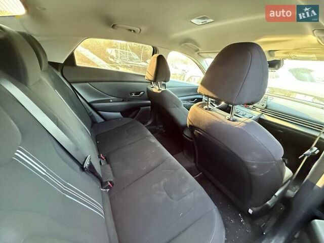 Черный Хендай Элантра, объемом двигателя 2 л и пробегом 85 тыс. км за 11000 $, фото 26 на Automoto.ua