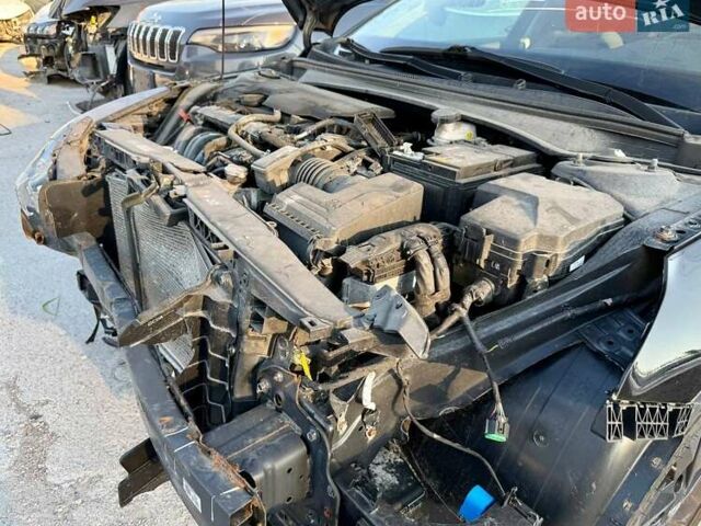 Черный Хендай Элантра, объемом двигателя 2 л и пробегом 85 тыс. км за 11000 $, фото 20 на Automoto.ua