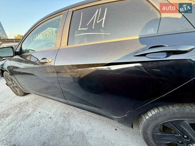 Черный Хендай Элантра, объемом двигателя 2 л и пробегом 85 тыс. км за 11000 $, фото 15 на Automoto.ua